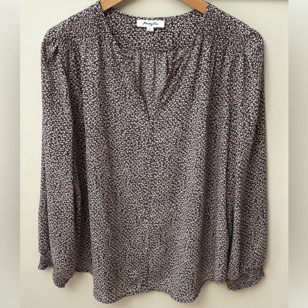 Monday Fun Women’s Floral Long Sleeve Blouse